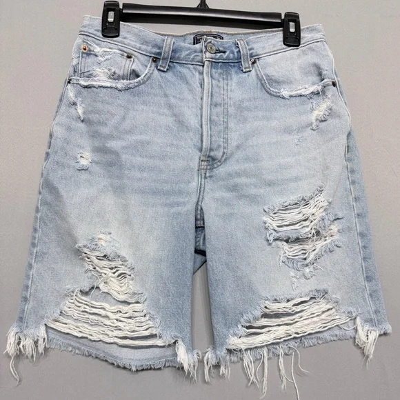 Abercrombie & Fitch Women’s Light Blue High Rise Denim Shorts Distressed Size 6 - Picture 2 of 10